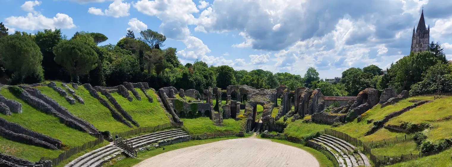 amphitheatre gallo romain saintes visit poitou charentes