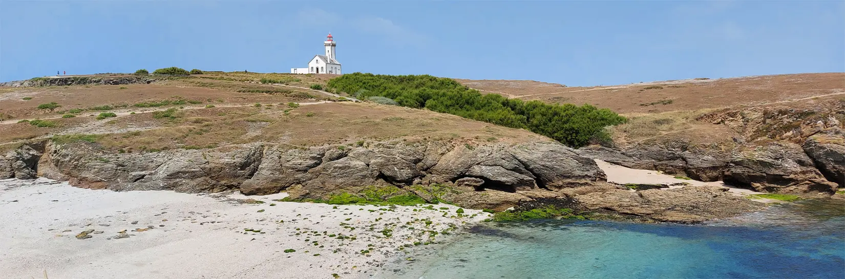 belle ile en mer - foto van de wilde kustlijn