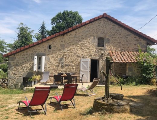 Cantal gite met privé buiten SPA