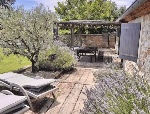 Le Clos Célestine – Vakantiehuis met zwembad in de Luberon