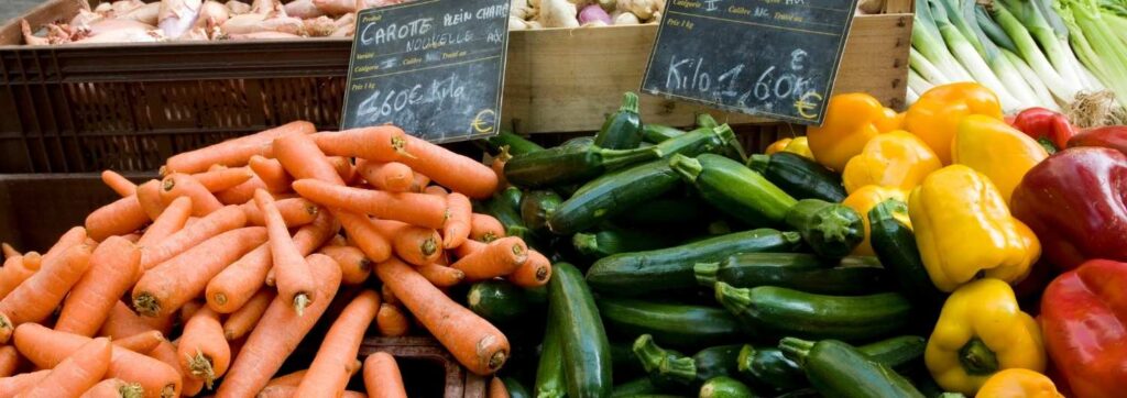 Découvrir le marché d'Uzès